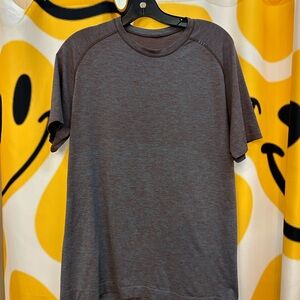 Men's Lululemon blue purple T-Shirt